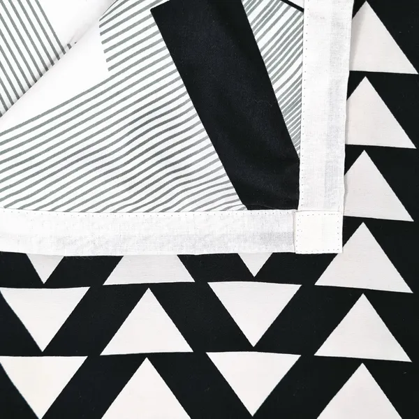 120_GSM_Microfibre_Blanket_Single_Bed_|_Lightweight_Sofa_Throw_Blanket_for_Winter_Dohar_-_Black_and_White