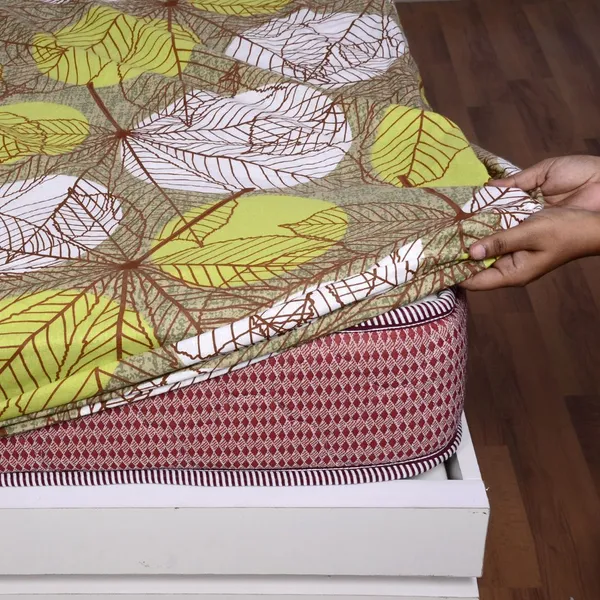Cotton_Cassava_Bedsheet_For_Double_Bed_Elastic_Fitted_With_2_Pillow_Covers_(150_x_200_CM)_Tobacco_Brown