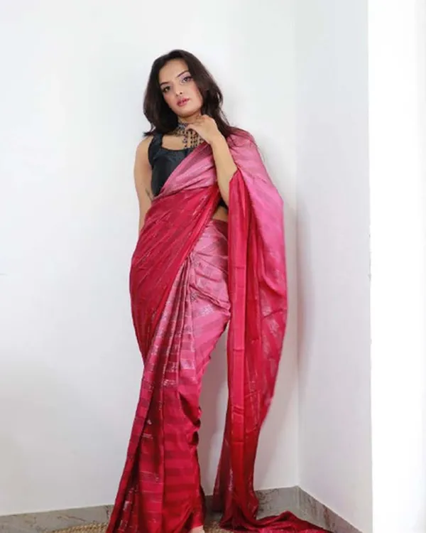 Pink_1-Minute_Ready_To_Wear_Georgette_Saree_With_Blouse_Piece