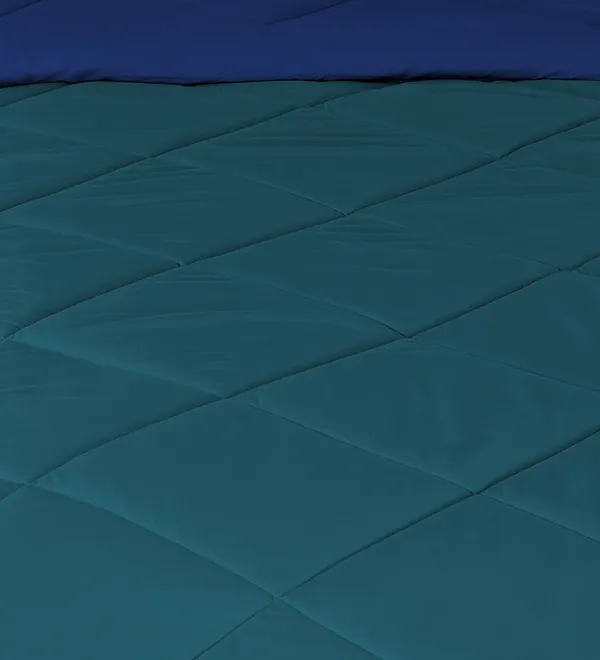Solid_Single_Comforter_for_Mild_Winter_(Microfiber,_Dark_Green_and_Navy_Blue)