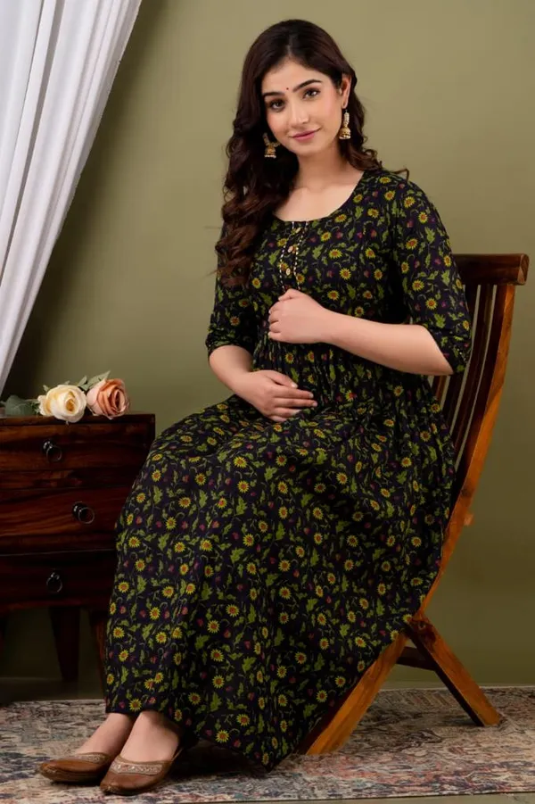 Green_chilli_Cotton_Printed_Maternity_And_Feeding_Kurti_Combo_Of_2