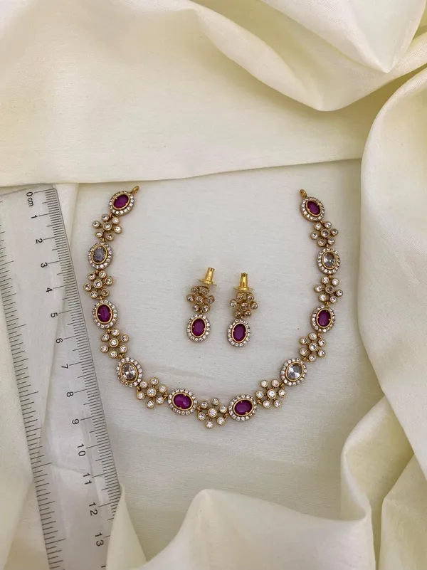 Latest_Simple_Ad_matte_Necklace_set