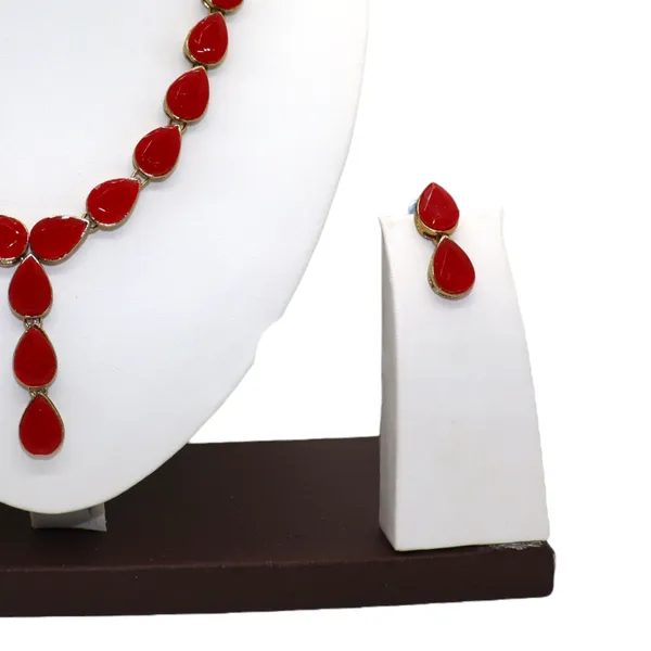 Red_Alloy_Kundan_Jewellery_Set_For_Women