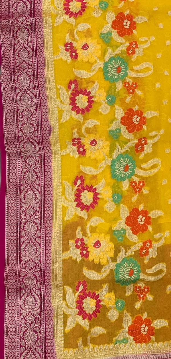 Humairah_Presents_Pure_Handloom_Yellow_Chiffon_Resham_Zari_Chunri_Booti_Skirt_Paithani_Border_with_Contrast_Pink_Pallu_and_Pink_Blouse