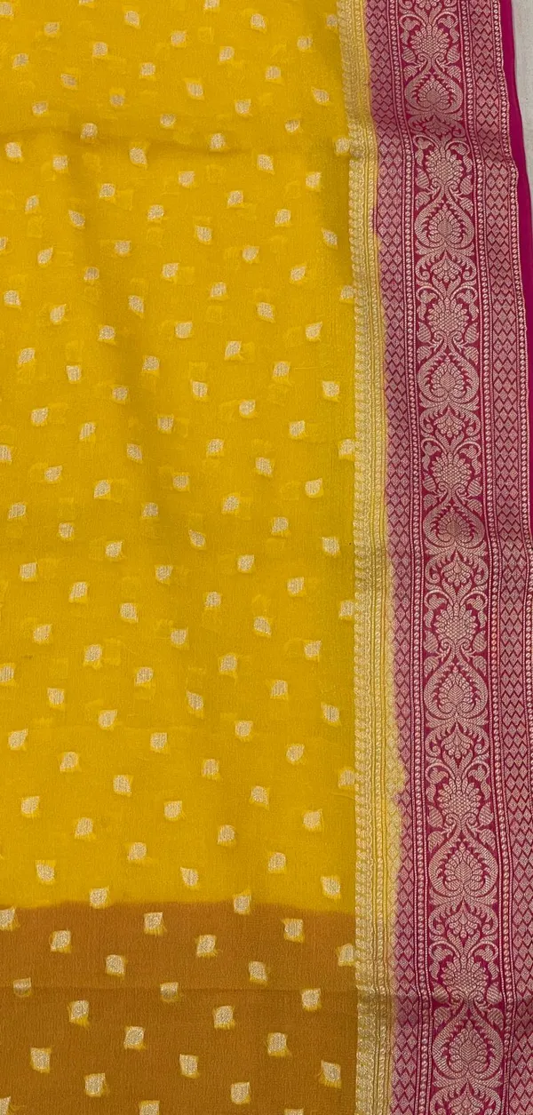 Humairah_Presents_Pure_Handloom_Yellow_Chiffon_Resham_Zari_Chunri_Booti_Skirt_Paithani_Border_with_Contrast_Pink_Pallu_and_Pink_Blouse