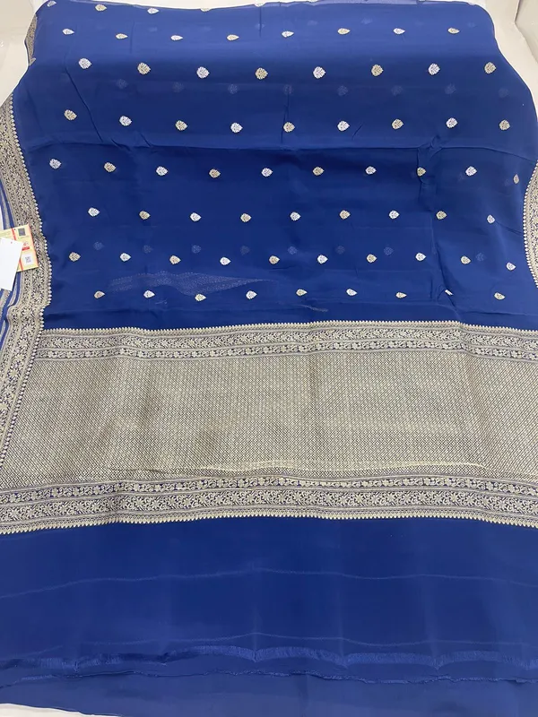 Humairah_Pure_Silk_Handloom_Navy_Blue_Khaddi_Georgette_Sona_Rupa_Kadhwa_Zari_Booti_with_Kadhwa_Weave_Border_and_Navy_Blue_Blouse