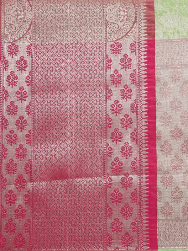 Green_Kanchi_Silk/Brocade_Banarasi_Sarees_For_Women