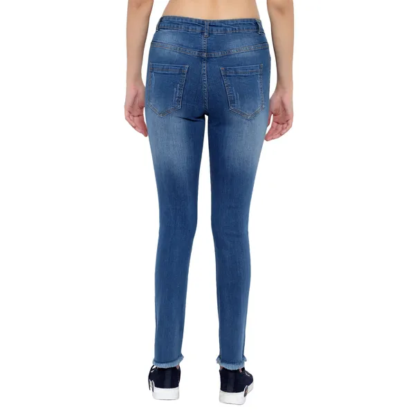 Blue_Jeans__Comfortable,_Stylish_And_Trendy_Casual_Wear