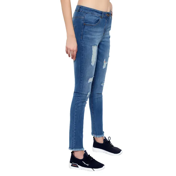 Blue_Jeans__Comfortable,_Stylish_And_Trendy_Casual_Wear