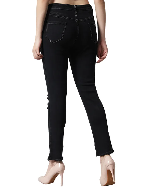 Black_Jeans__Comfortable,_Stylish_And_Trendy_Casual_Wear