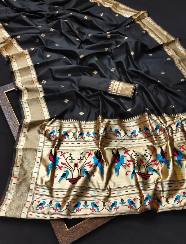 Black_Woven_Kanjivaram_Silk_Saree_with_Saree_Cover