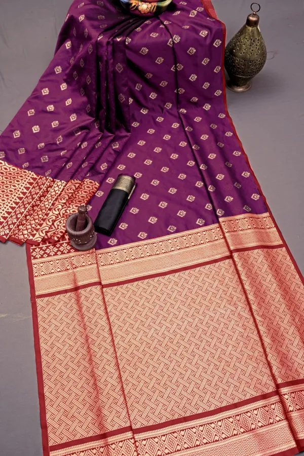 Purple_Woven_Banarasi_Silk_Blend,_Jacquard_Saree_with_Saree_Cover