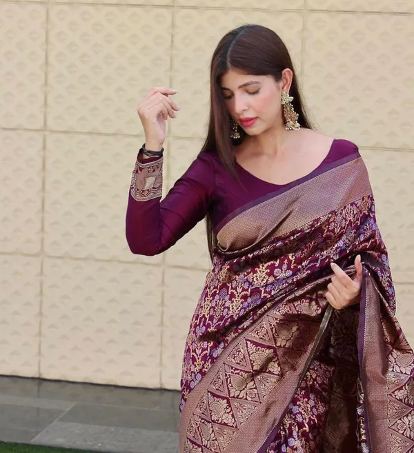 Purple_Woven_Kanjivaram_Silk_Saree_with_Saree_Cover