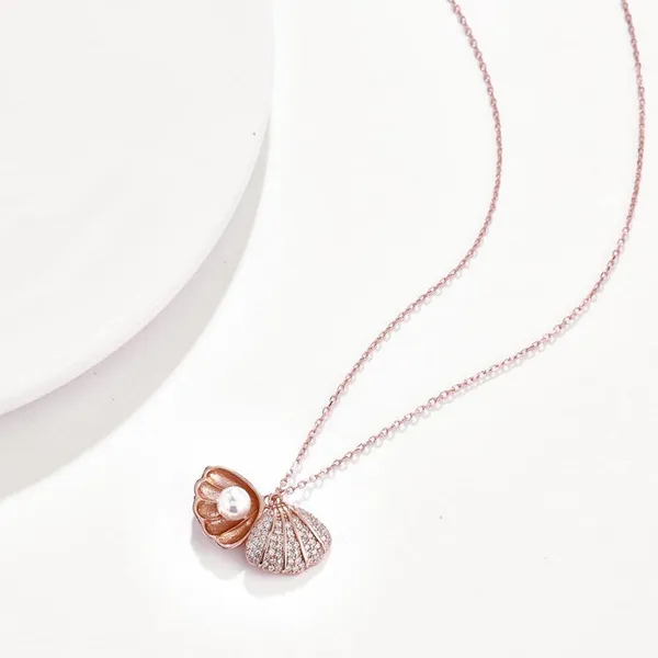 Rosegold_Tiny_White_Enamel_Zircon_Stones_Locket_Padlocked_Neeklace
