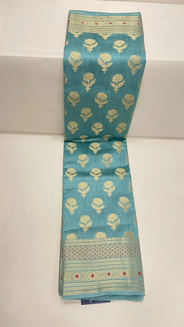 Humairah_Pure_Handwoven_Sea_green_Chiniya_Silk_Gold_Floral_Zari_Booti_with_Minakari_Zari_Border_Banarasi_Saree_with_Sea_green_Blouse_piece