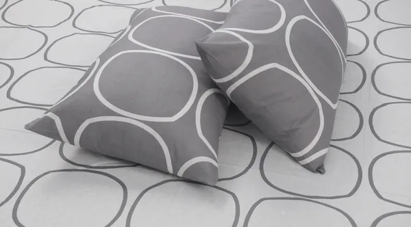 144_TC_Cotton_Bedsheet_for_Double_Bed_with_2_Pillow_Covers_-_White_&_Grey