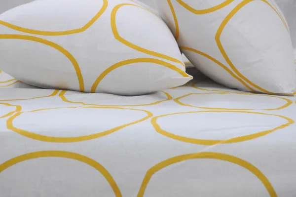 144_TC_Geometric_Cotton_Bedsheet_for_Double_Bed_King_Size_with_2_Pillow_Covers_|_9ft_x_9ft_|_White_(Yellow_Circles)
