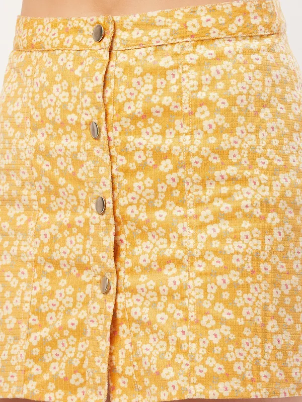 Yellow_Cotton_Blend_Floral_Print_Casual_Pencil_Skirt_For_Women