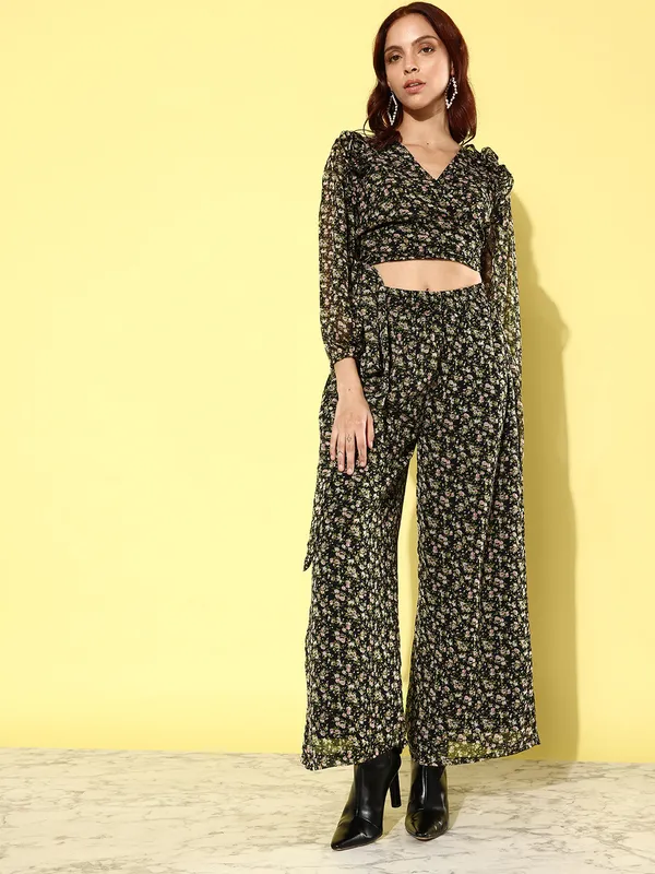 Black__Printed_V-Neck_Ruffled_Crop_Top_With_Flared_Palazzos_Co-ords_Set