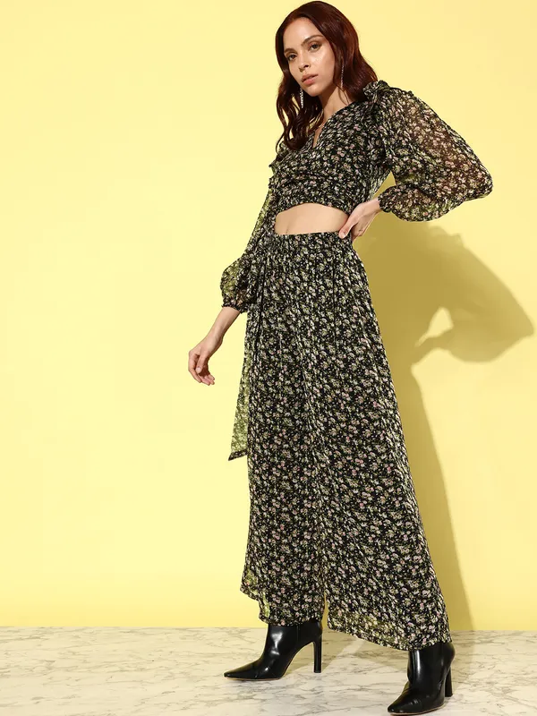 Black__Printed_V-Neck_Ruffled_Crop_Top_With_Flared_Palazzos_Co-ords_Set