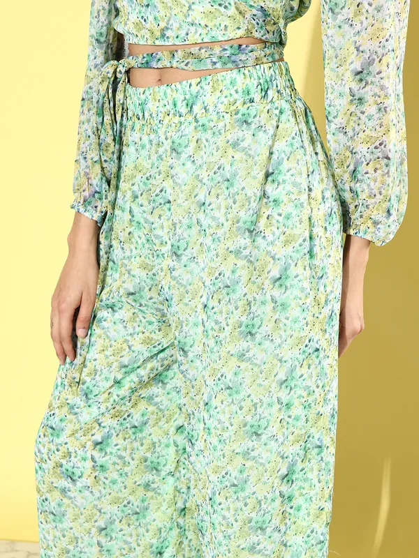 Green__White_Printed_V-Neck_Ruffled_Puff_Sleeves_Top_With_Palazzo_Co-ords_Set