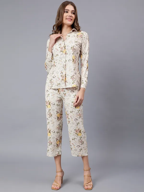 Cream-Coloured_Floral_Printed_Shirt_With_Trousers_Co-Ords_Set