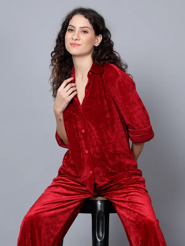 Maroon_Velvet_Collared_Shirt_&_Pant_For_Women_Co-ords_Set