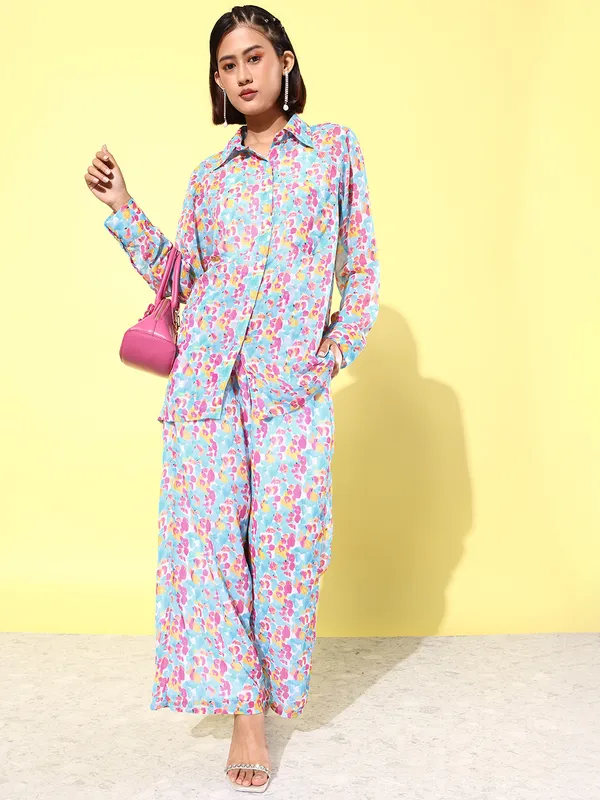 Blue_Chiffon_Spread_Collar_Shirt_&_Palazzos_Co-ords_Set_For_Women