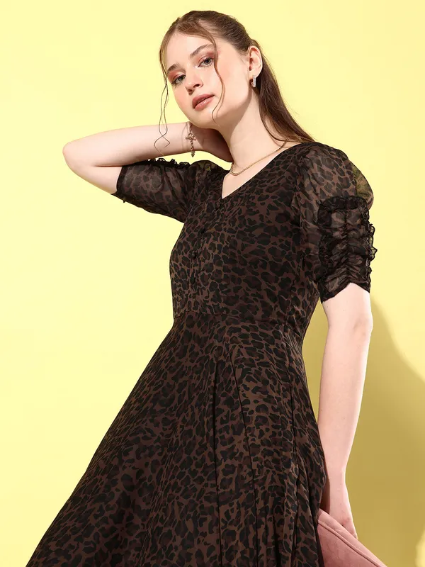 Brown_&_Black_Chiffon_Fit_and_Flare_Dress_For_Women