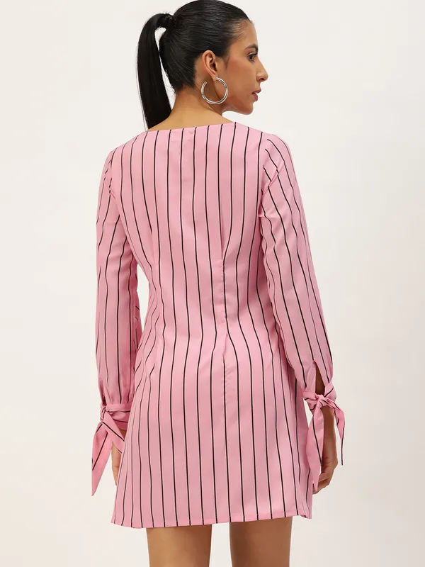 Pink_Crepe_Bodycon_Dress_For_Women