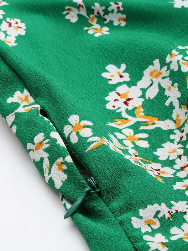 Green_Crepe_Bodycon_Dress_For_Women