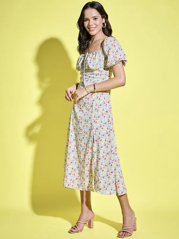 Women_Floral_Printed_Tie-Up_Neck_Short_Puff_Sleeve_Midi_A-Line_Dress