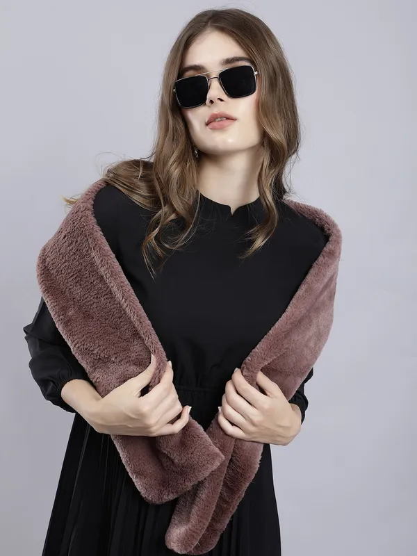 Brown_Faux_Fur_Solid_Muffler_For_Women