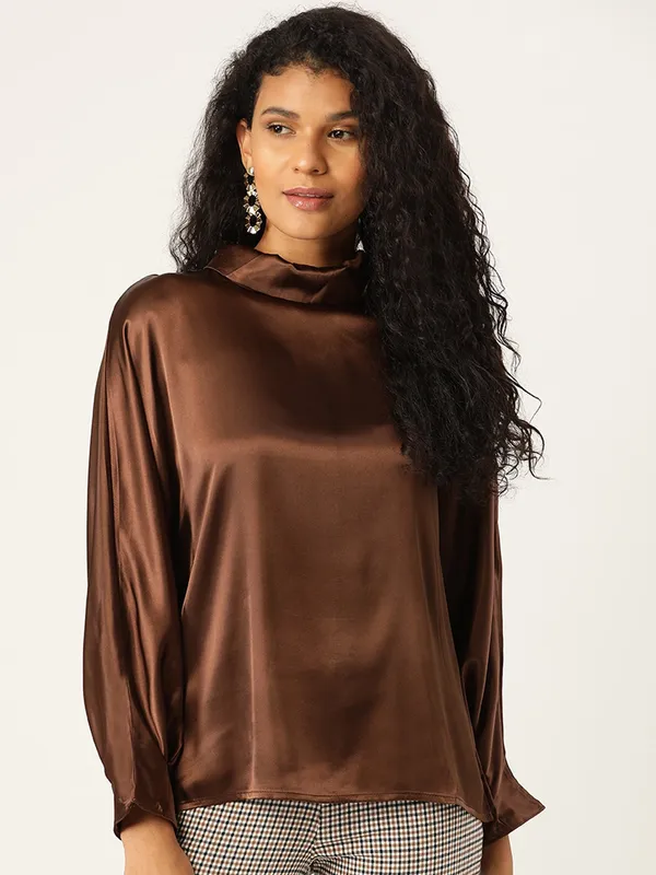 Brown_Cotton_Blend_Casual_Solid_High_Neck_Regular_Fit_Top_For_Women