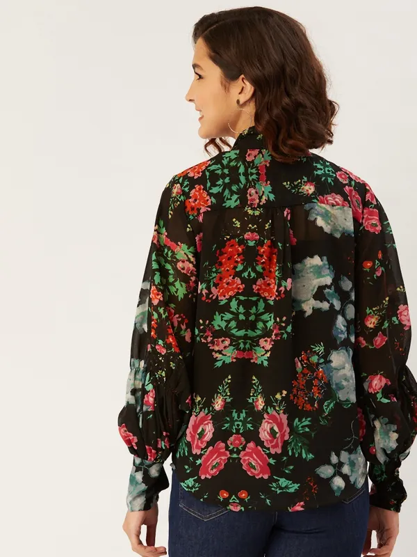 Black_Polyester_Casual_Floral_Print_Tie-Up_Regular_Fit_Top_For_Women