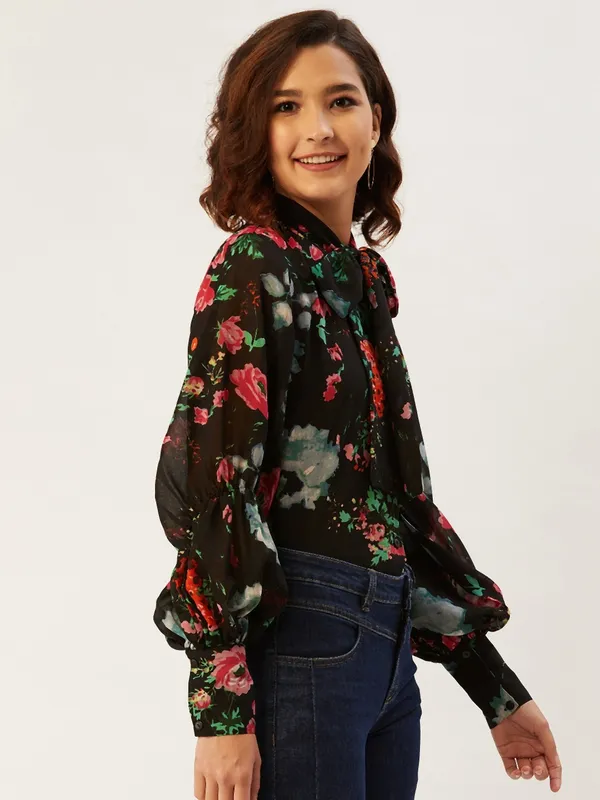 Black_Polyester_Casual_Floral_Print_Tie-Up_Regular_Fit_Top_For_Women