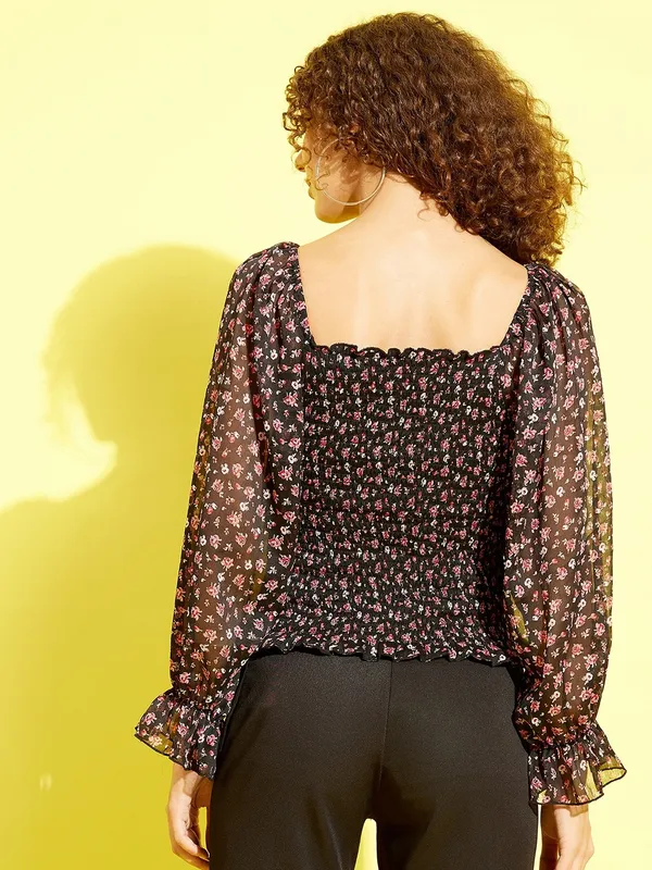 Black_Chiffon_Casual_Printed_Square_Neck_Regular_Fit_Top_For_Women