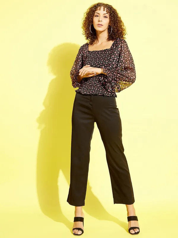 Black_Chiffon_Casual_Printed_Square_Neck_Regular_Fit_Top_For_Women