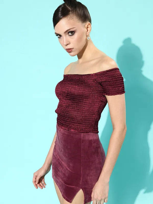 Maroon_Satin_Party_Solid_Off_Shoulder_Slim_Fit_Top_For_Women