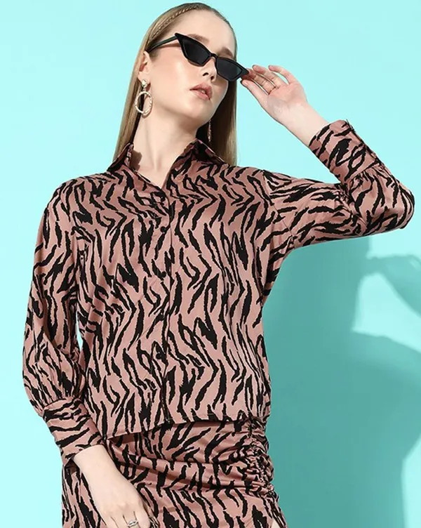 Pink_Crepe_Casual_Printed_Collared_Regular_Fit_Top_For_Women