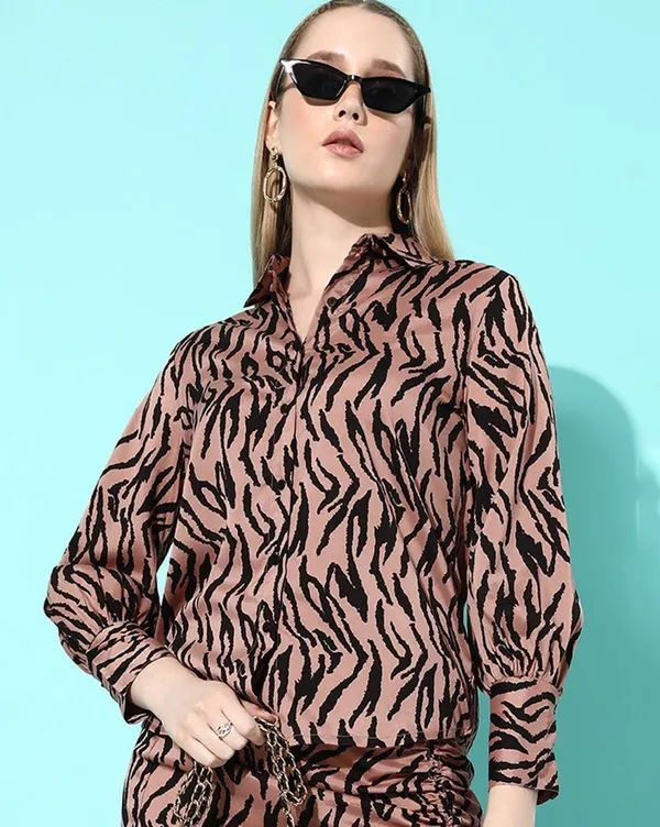 Pink_Crepe_Casual_Printed_Collared_Regular_Fit_Top_For_Women