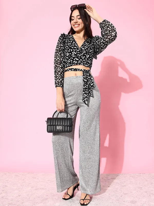 Black_&_Grey_Chiffon_Casual_Printed_V-Neck_Regular_Fit_Top_For_Women