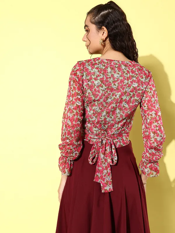 Green_Chiffon_Casual_Printed_V-Neck_Regular_Fit_Top_For_Women
