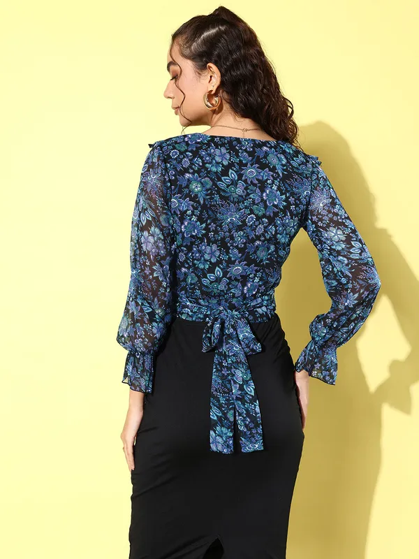 Black_&_Blue_Chiffon_Casual_Printed_V-Neck_Regular_Fit_Top_For_Women