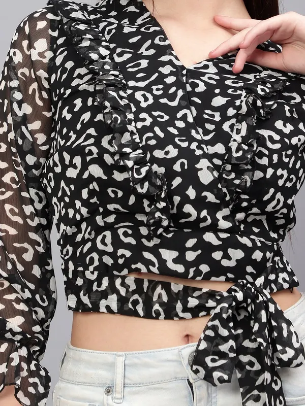 Printed_White_&_Black_V-Neck_Regular_Fit_Top___For_Women.(Chiffon)