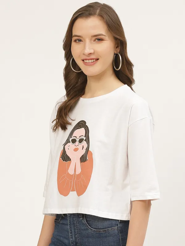 White_Pure_Cotton_Printed_Loose_Fit_3/4_Sleeve_T-Shirt_For_Women