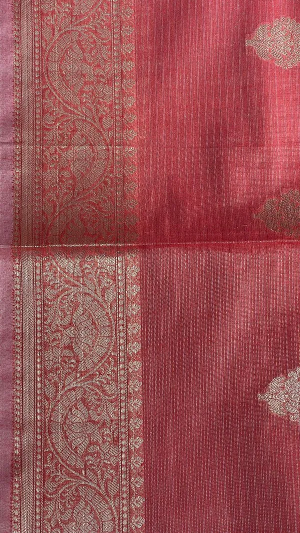 Humairah_Presents_Pink_Cotton_Masrise_Floral_Zari_Booti_with_Self_Zari_Border_and_Pink_Blouse_Banarasi_Saree