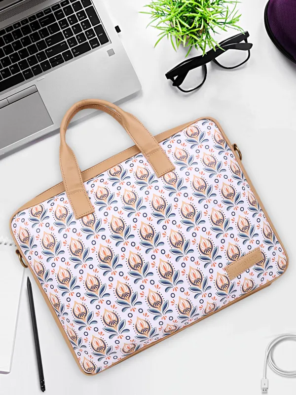 Black_Premium_Quality__Unisex_Laptop_Bag_For_Women