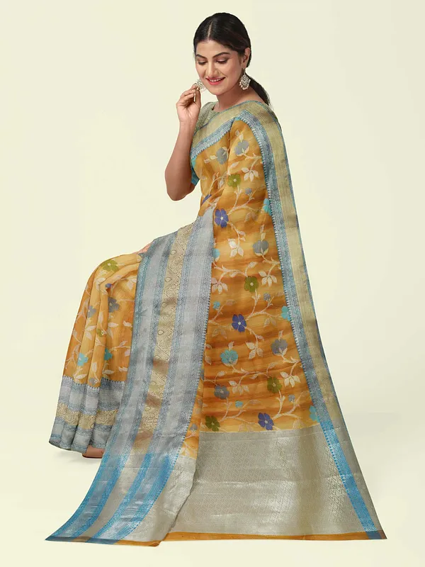 Brown_Matka_Silk/Silk_Blend_Banarasi_Sarees_For_Women