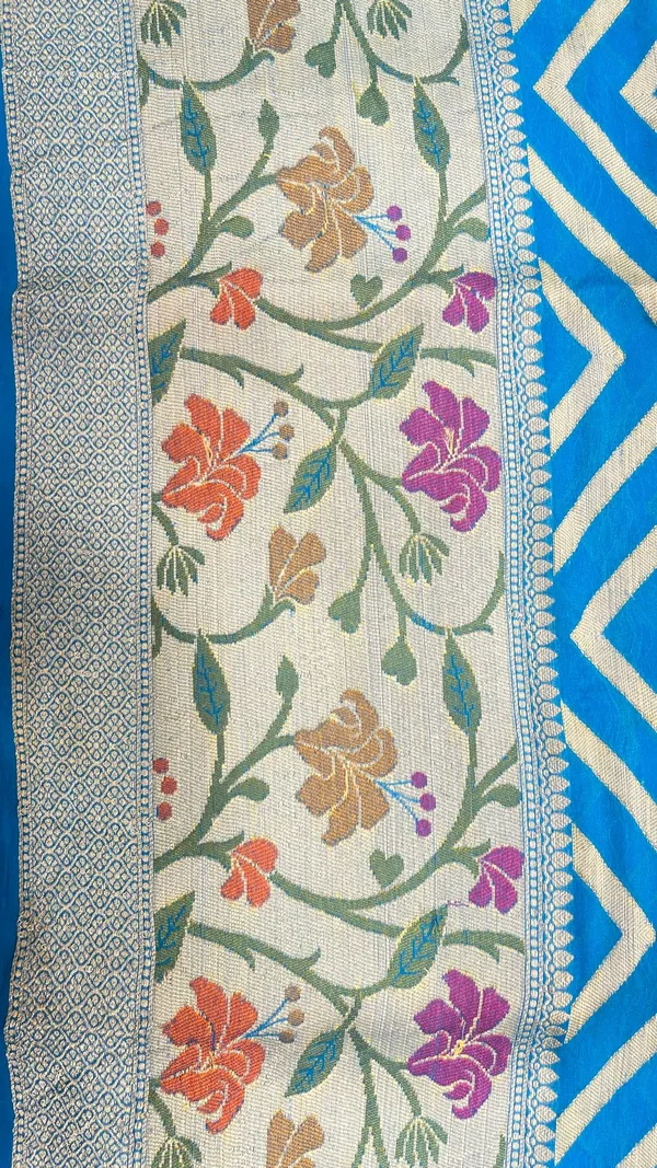 Humairah_Presents_Pure_Handloom_Blue_Chiffon_Resham_Zari_Zig-Zag_with_Tilfi_Mina_Jaal_Skirt_Zari_Border_with_Blue_Blouse
